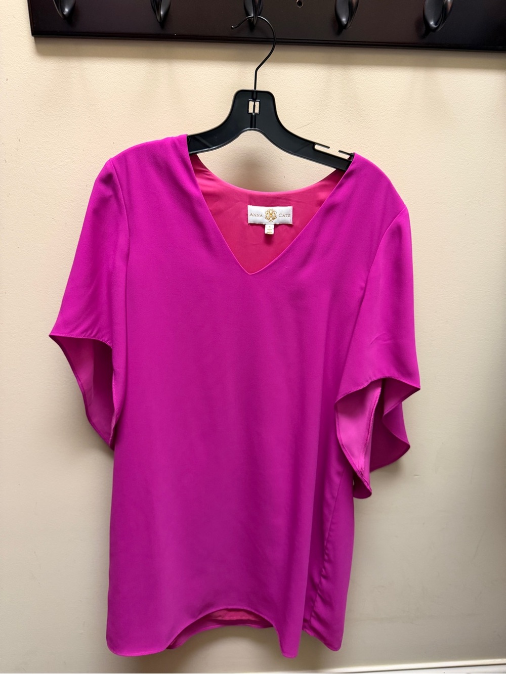 Cara Cara Fuchsia V-Neck Flutter Sleeve Blouse